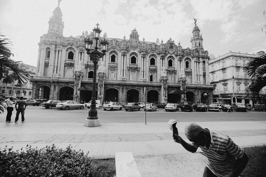 Reportage & Storytelling 1 Gebäude in Kuba für Workshop Reportage und Storytelling